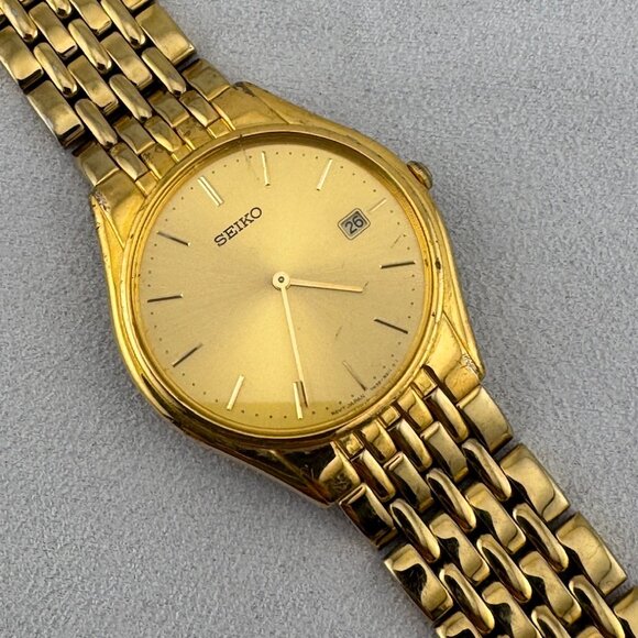 Exquisite Vintage SEIKO Quartz Japan Movement Gold Watch - Picture 3 of 8